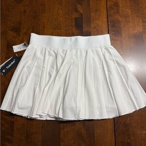 Aritzia TnAction Pleated Mini Tennis Skirt